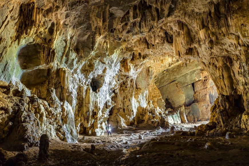 grottes de tu lan