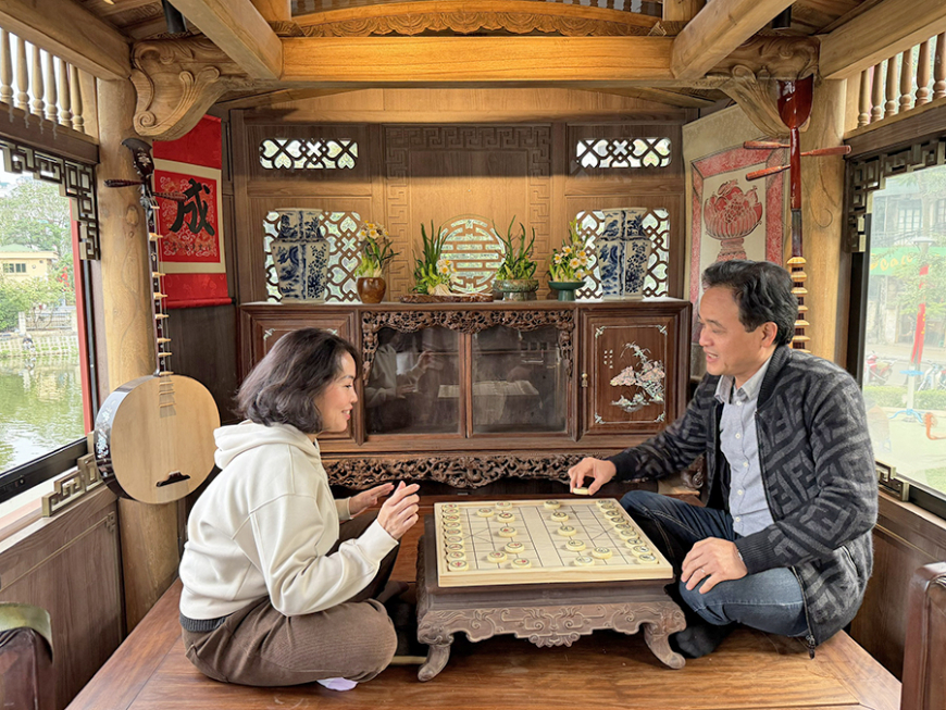 将棋を指す