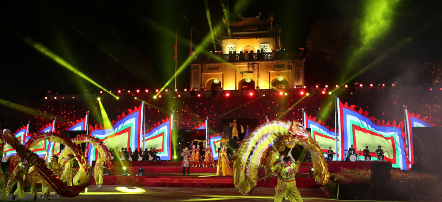 បន្ទាយអធិរាជថាំងឡុង