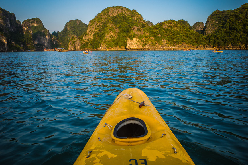 Guide de voyage baie d'Hạ Long kayak