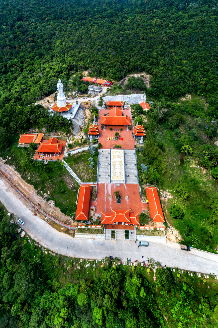 Berg Chua