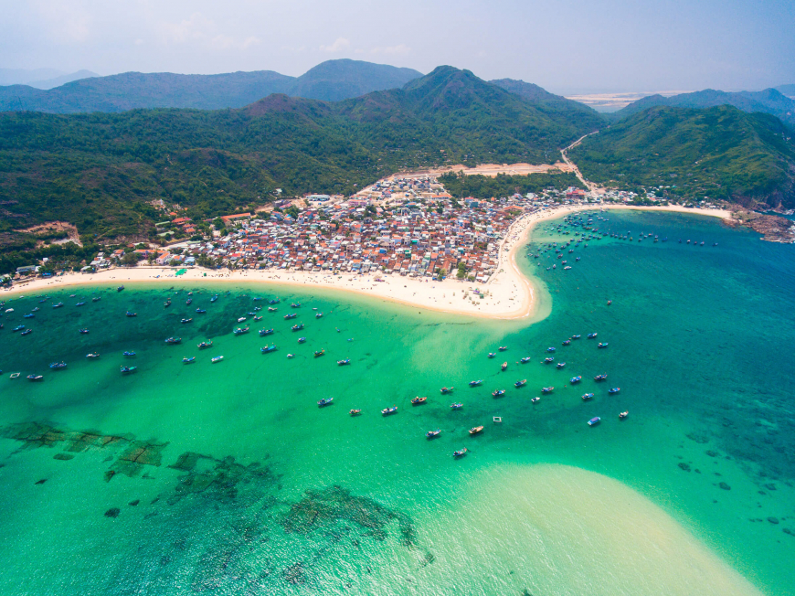 หาดกุยเญิน - การท่องเที่ยวบิ่ญดิ่ญ