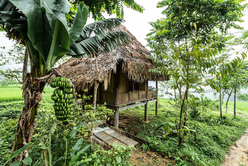 Traditionelles Stelzenhaus in Pu Luong