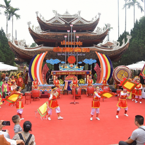 Huong Pagoda Festival