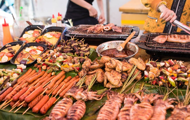 HCMC：街角のごちそう